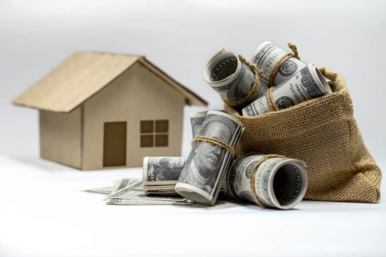 Advantages of Selling Your House for Cash in Racine, WI